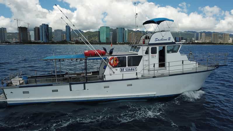3-Hour Honolulu Bottom Fishing Adventure - Bottom Fishing 101: Gear, Bait, and the Lesson You Actually Need