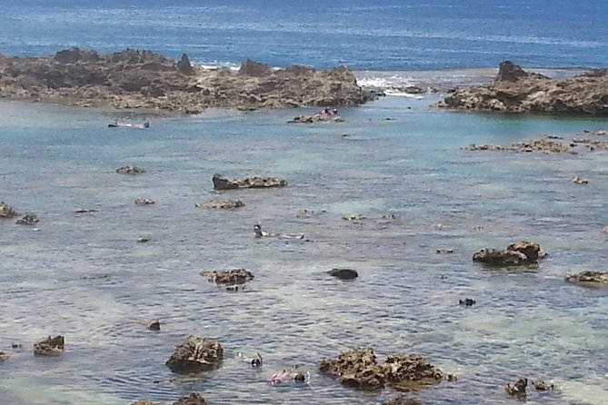 6-Hour Private Customized Luxury Convertible Tour of Oahu's North Shore - Stop 3: Waimea Bay, where the surf decides your day