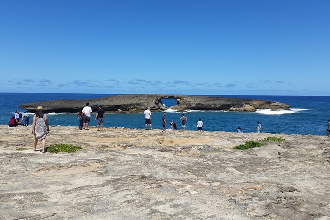 8-Hour Luxury Four Door Convertible Tour of Oahu's South and North Shores - Movie beaches, ranch stops, and the laid-back Oahu side quests