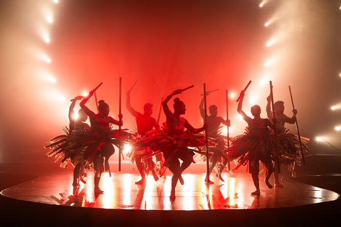 'Auana by Cirque du Soleil at the Waikiki Beachcomber Hotel - The 1 hour 20 minutes schedule: What happens once the lights go down