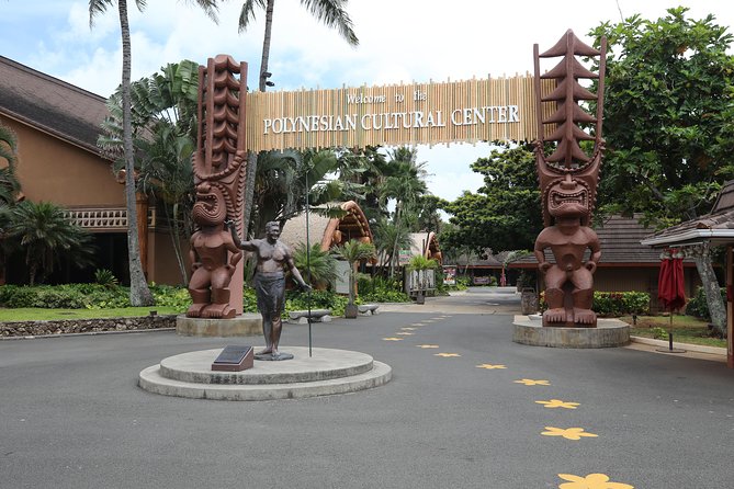 Best of Oahu: Pearl Harbor, Arizona Memorial and the Polynesian Cultural Center - USS Arizona Memorial: The Boat Ride and the Short Film Setup