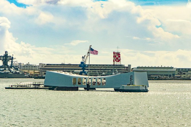 Best of Oahu: Pearl Harbor & Oahu Circle Island Tour from Waikiki - Why This Early Pearl Harbor and Circle Island Combo Works