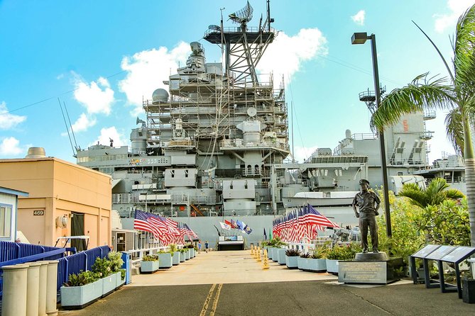 Best Of Pearl Harbor: The Complete Experience Tour - Pearl Harbor Aviation Museum: Planes, Tech, and Time to Breathe
