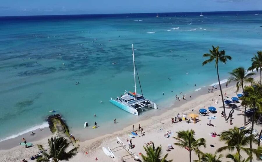 Board from Waikiki Beach: Friday Night Fireworks sail - Should you book this Waikiki fireworks sail?