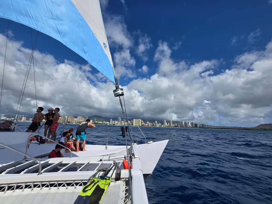 BYOB Weekend Sightseeing Sail towards Diamond Head - Waikiki Views From the Water: Skyline, Shore, and Breeze