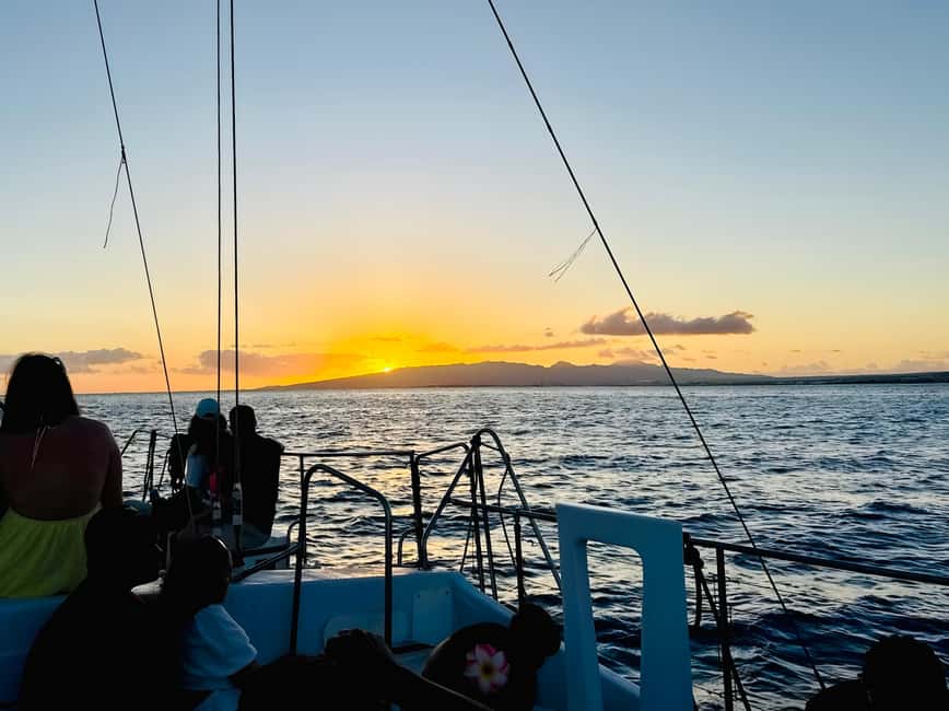 BYOB Weekend Sightseeing Sail towards Diamond Head - Finding Island Magic at Holomoana St Without Wasting Time