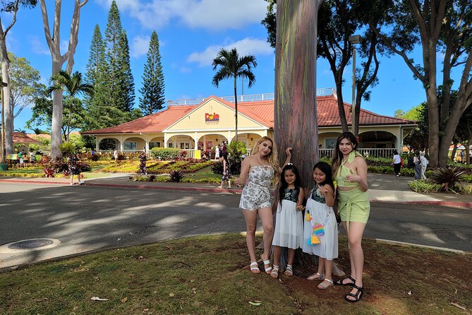 Byodo Temple and Waimea Botanical Garden Tour - Morning Pickup in Waikiki: Start Early, Then Chill