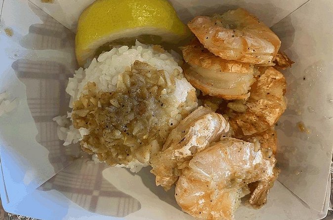 Da Local's Food Tour of Oahu - Stop 3: Garlic shrimp, often via H Mart-style market setups