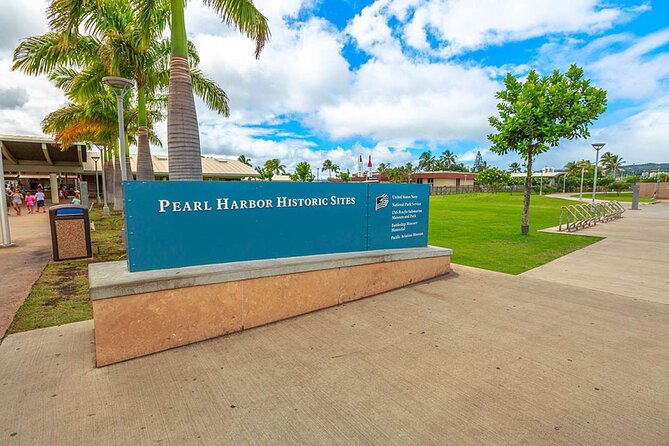 Deluxe Arizona Memorial and USS Missouri Battleship Tour - Who should book this tour (and who should consider alternatives)
