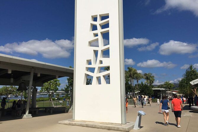 Deluxe Pearl Harbor, Arizona Memorial, and Visitor Center Tour - The black-tears moment and the memorial wall