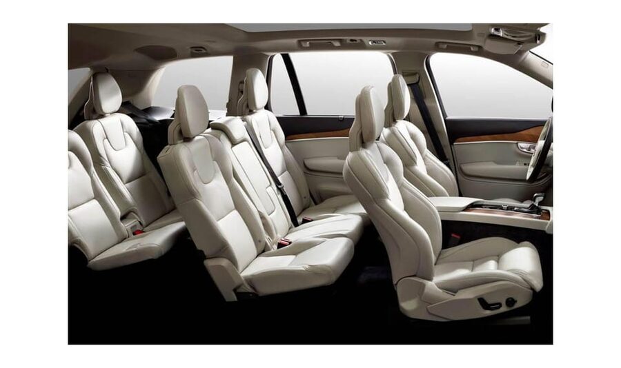 DEPARTURE-Private Transfer waikiki to HNL airport by minivan - Pickup That Starts Smoothly (And Usually Stays That Way)