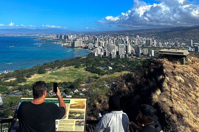 Diamond Head and Manoa Falls Hike and Adventure Tour - Getting Picked Up in Waikiki and Staying on Schedule