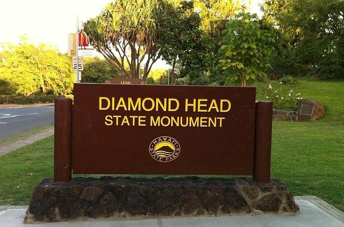 Diamond Head Hiking Tour with Ticket and Reservation Inclusion - Tunnel time and claustrophobia: a clear warning
