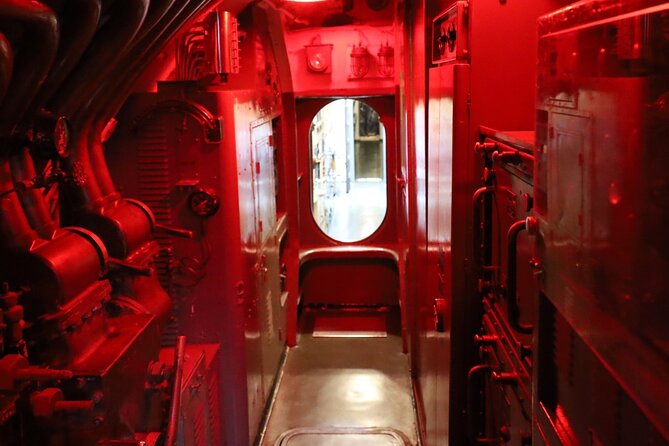 Exclusive Pearl Harbor and USS Arizona All-Access Private Tour - Road to War and Attack Museum: Using Audio to Make It Stick