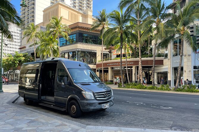 HNL Airport & Waikiki Private Transfer by Brand New Mercedes Van - Airport pickup that actually removes the guesswork