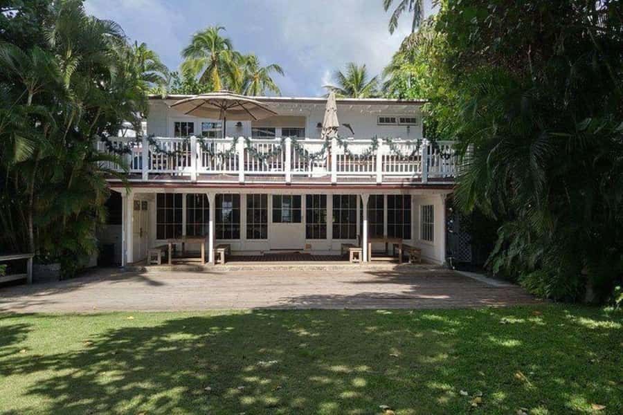 Honolulu - Exclusive Hawaii Five-0 TV Show Tour with Snacks - McGarrett’s House at Bayer Estate: the inside-access moment