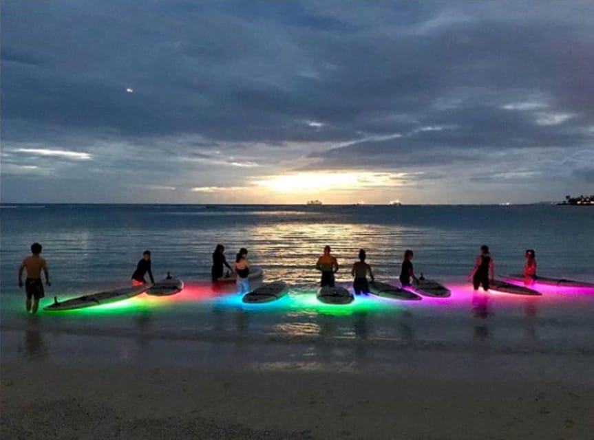 Honolulu: Fireworks Glow and Flow Yoga Class - Fireworks from the water: why the timing is the whole deal