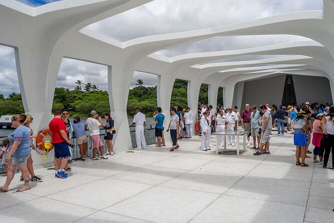 Luxury Pearl Harbor USS Arizona Memorial Small Group Tour - Timing: Why Some People Feel Rushed at Pearl Harbor