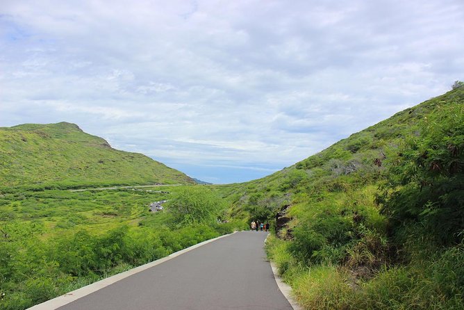 Makapu’u Lighthouse Trail and Shuttle Service - Price and value: is $38.99 a good deal?