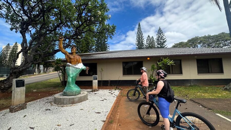 Manoa Falls eBike to Hike - Back on the bike: how the rest of the day finishes strong