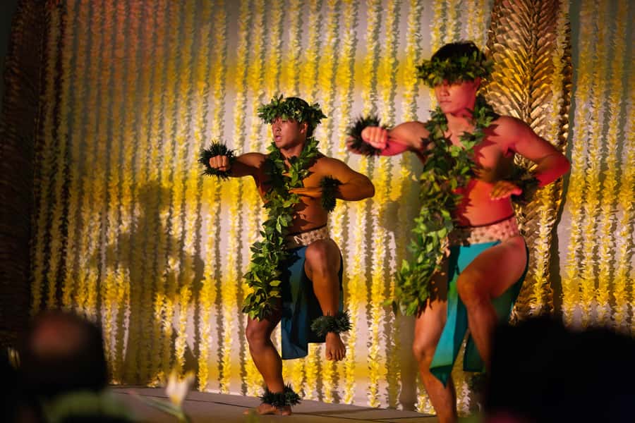 Oʻahu: Nā Lei Aloha Lūʻau & Dinner or Cocktail Show Option - Dinner Option: The Hyatt International Buffet (and Why It’s a Real Value)