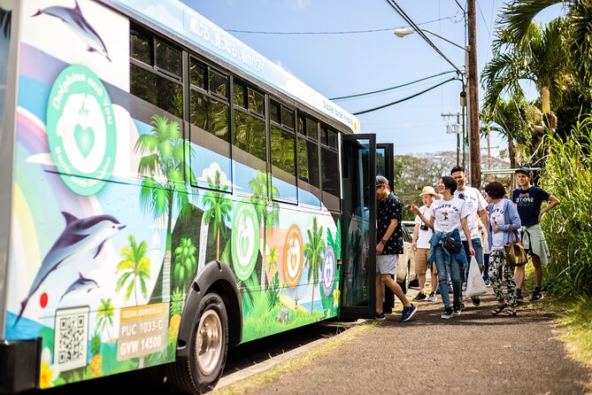 Oahu Circle Island Full Day Tour with Scenic Stops & Local Foods - Treasures and You + Leonard’s Bakery: the food warm-up