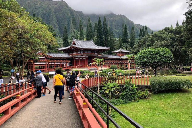 Oahu Circle Island Tour with Byodo-In Temple Admission - The Circle Island rhythm: how the day actually feels
