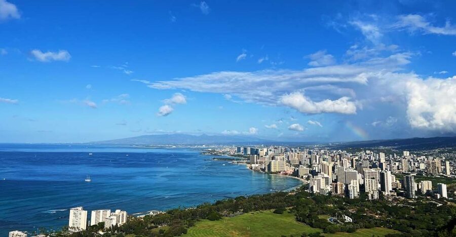 Oahu: Diamond Head Crater Trailhead Transfer & Entry Fee - The Views: How to Make the Most of the Top