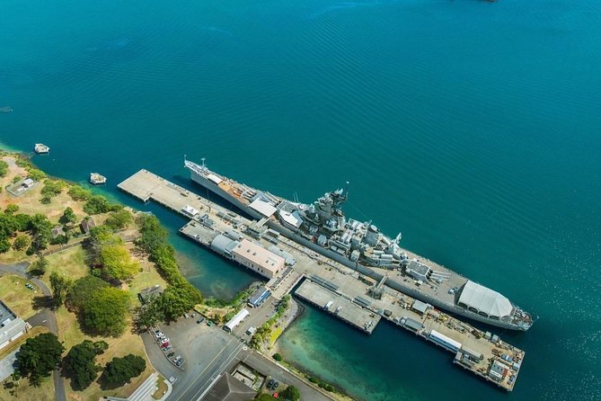 Oahu: Pearl Harbor USS Arizona Memorial & Battleship Missouri - How the 6 to 7 hours usually feel: pacing, comfort, and guide impact