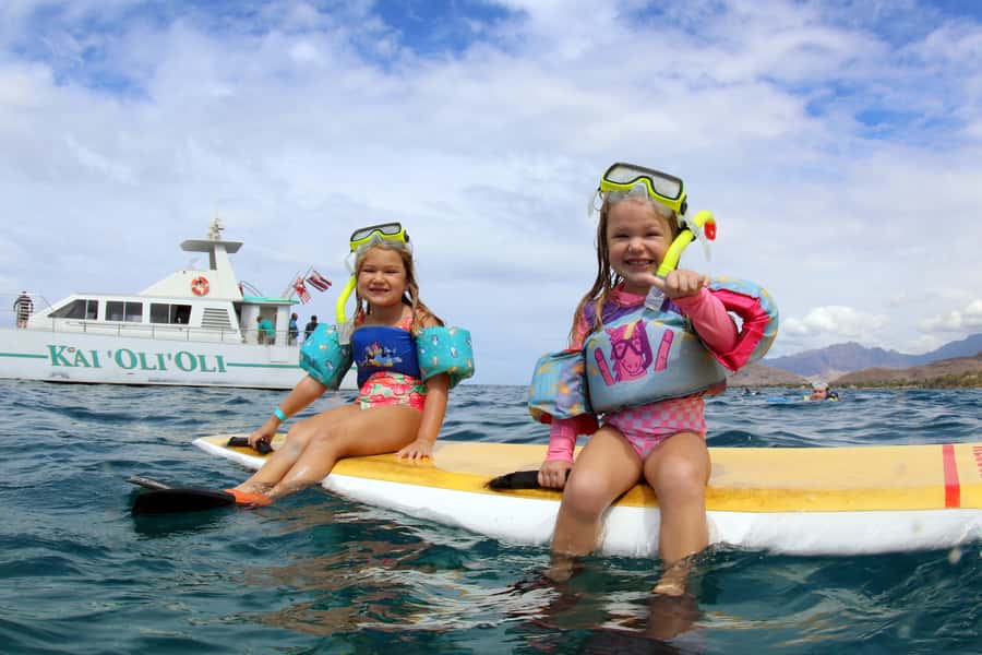 Oahu: Snorkeling & Dolphin Watch Cruise w/ Luau Style Buffet - The Luau-Style Buffet and Tiki Bar Drinks: Real Value After Getting Wet