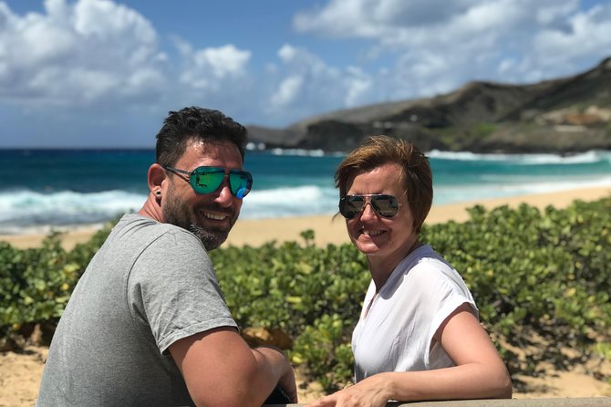 Oahu Ultimate Circle Island: 30 Spots, 10 Epic Stops - Hotel Pickup and Van Comfort in a Small Group