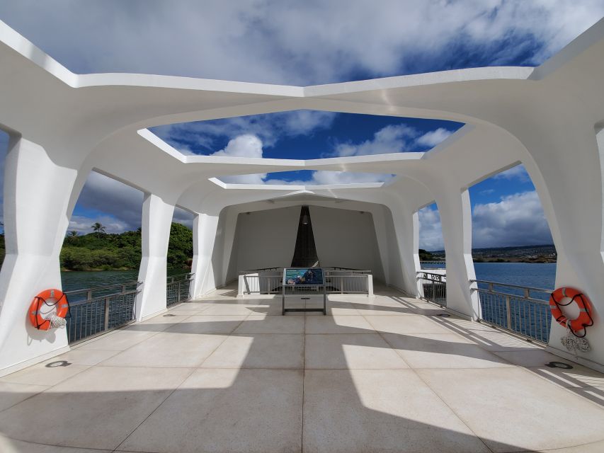 Oahu: USS Arizona Memorial Chief's Narrated Multimedia Tour - Videos From WWII Veterans: Why Multimedia Helps Here