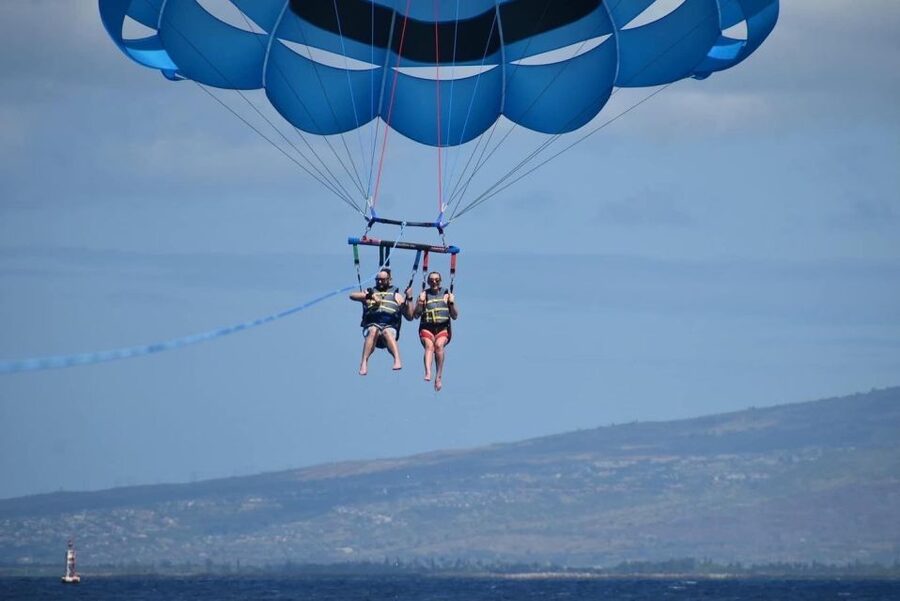 Oahu: Waikiki Parasailing - How the 1-Hour Experience Actually Plays Out