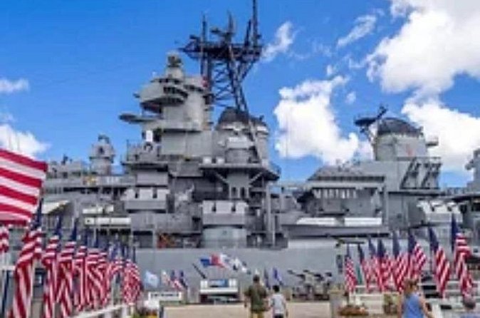 Pearl Harbor Arizona & Missouri tour from HNL Airport - Should You Book This Pearl Harbor + Missouri Tour?