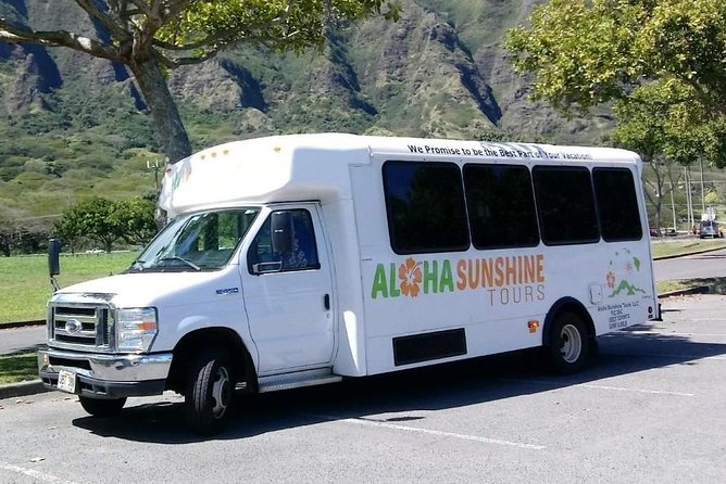 Pearl Harbor, Dole Plantation, Polynesian Center from Waikiki - The Koolau viewpoints drive: quick stops, big views
