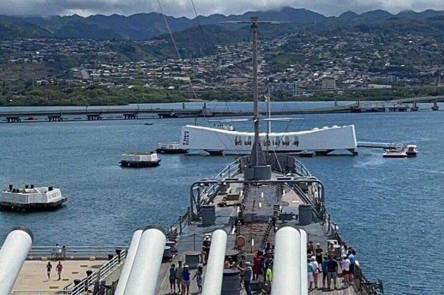 Pearl Harbor Passport: A Complete Experience - USS Bowfin submarine: what life below deck teaches