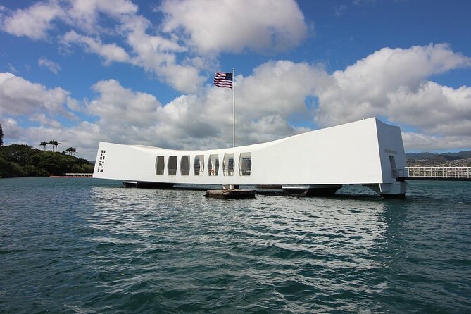 Pearl Harbor USS Arizona & Bowfin Submarine - Riding the Day Correctly From Waikiki