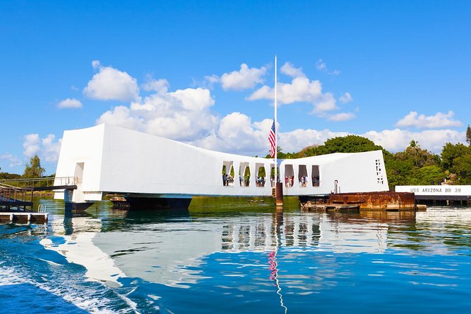 Premium Pearl Harbor Small Group Tour with Lunch - 6:45am pickup and the rhythm of an 8.5-hour day
