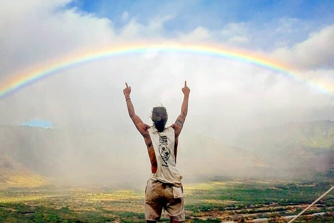Private Bucket List Adventure Day- Hikes, Beaches, Waterfalls - A private Oahu day built around waterfalls, beach time, and real viewpoints