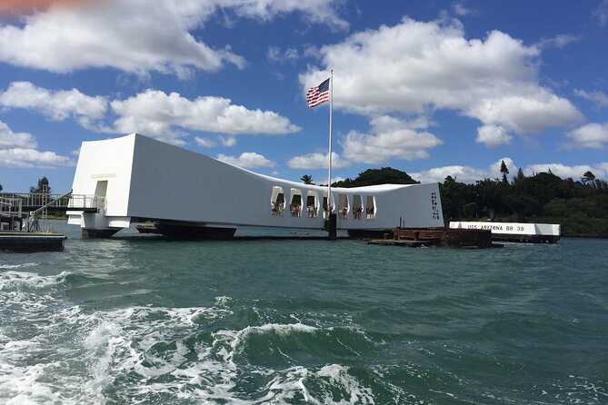 Private "Limousine" USS Arizona Memorial & Cultural Honolulu Tour - After Pearl Harbor: historic Honolulu through Hawaiian ancestry connections