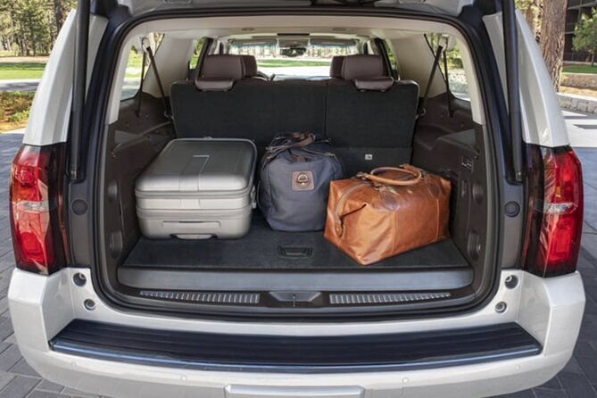 Private Luxury Escalade Transfer: HNL Airport & Cruise Ports - Who This Transfer Fits Best (and Who Should Consider Another Option)