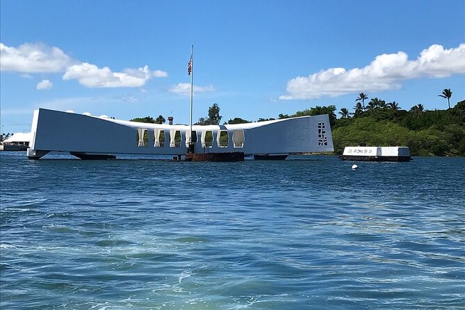 Private Pearl Harbor and Honolulu City Tour - Private mini-van and pickup: comfort that actually saves time
