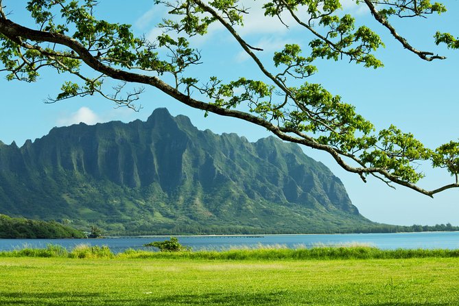 Private Pearl Harbor and Scenic Oahu Tour - Why the guide quality is the difference on a private day
