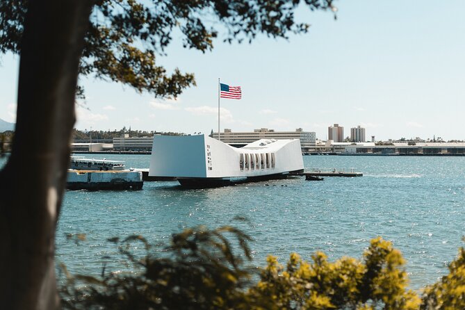 PRIVATE Pearl Harbor: Arizona Memorial, Missouri Ship & City Tour - A Private Pearl Harbor Day With a Calm, Focused Route