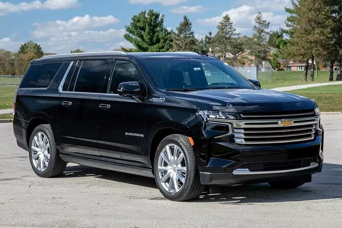 Private Transfer: Honolulu Airport HNL to Honolulu in Luxury SUV - Meet-and-Greet That Cuts the Airport Shuffle