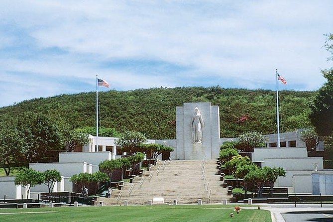 Stars and Stripes Tour: Pearl Harbor and Battleship Missouri - Battleship Missouri: guided tour and MacArthur’s mission walk