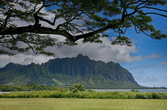 Sunrise Plus Island Tour - Breakfast and then the full-day Oahu visual road-trip