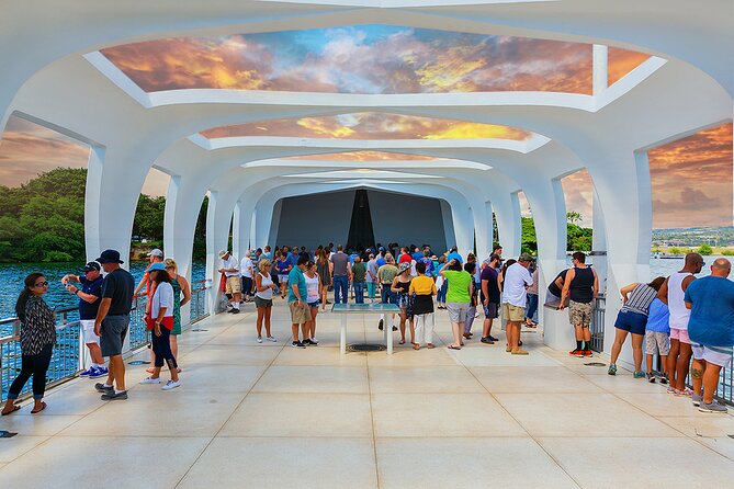 Tribute to Pearl Harbor Arizona Memorial Tour - Getting to Pearl Harbor: Waikiki pickup, traffic reality, and a short orientation
