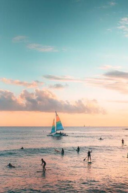 Waikiki Beach: Turtle Snorkeling and Sailing on Hāwea - Coffee, cold brew, and included drinks before you swim