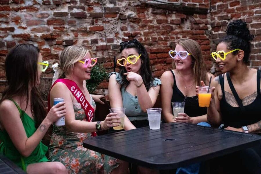 Waikiki Ghosts Boos and Booze Haunted Pub Crawl - What to Bring: The Stuff That Makes a Two-Hour Night Work